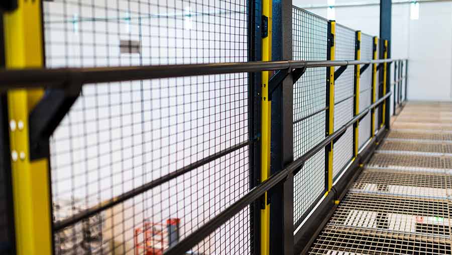 Altezza 2300 mm con pannelli