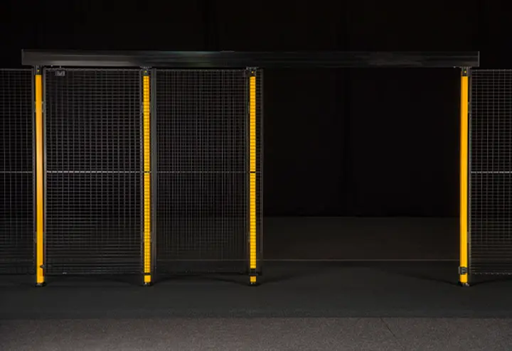 Porta scorrevole con guide in alluminio – La scelta più comune fatta dai clienti Porta scorrevole con guide in alluminio – La scelta più comune fatta dai clienti