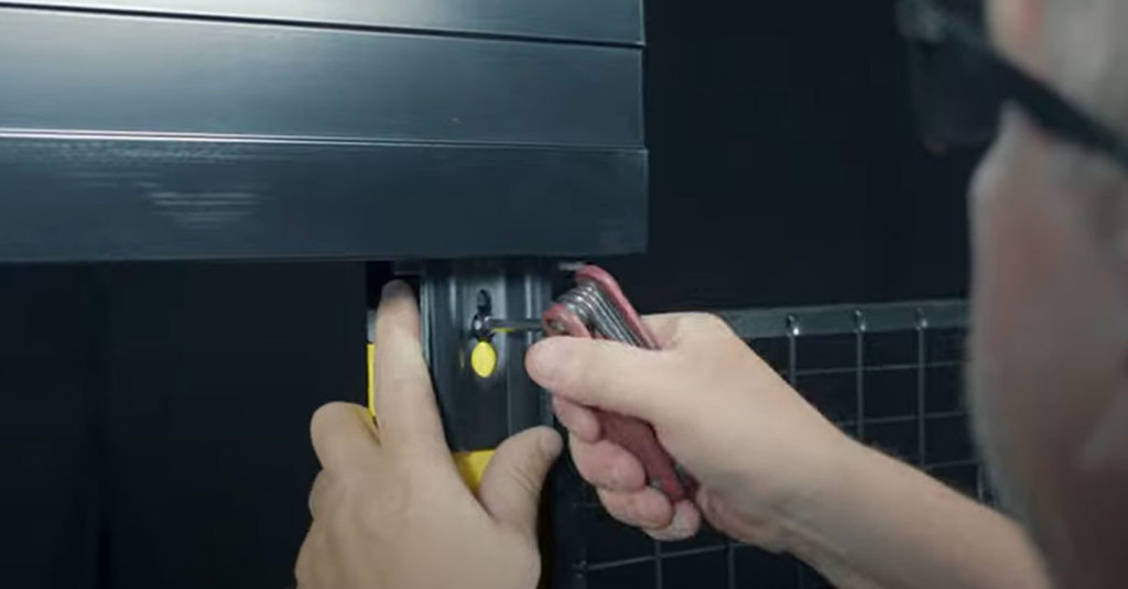 Installiazione di Porta scorrevole doppia con guida con Axelent