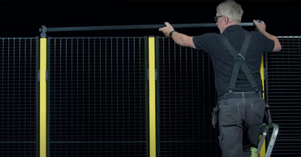 Installazione di Porta doppia a battente con Axelent