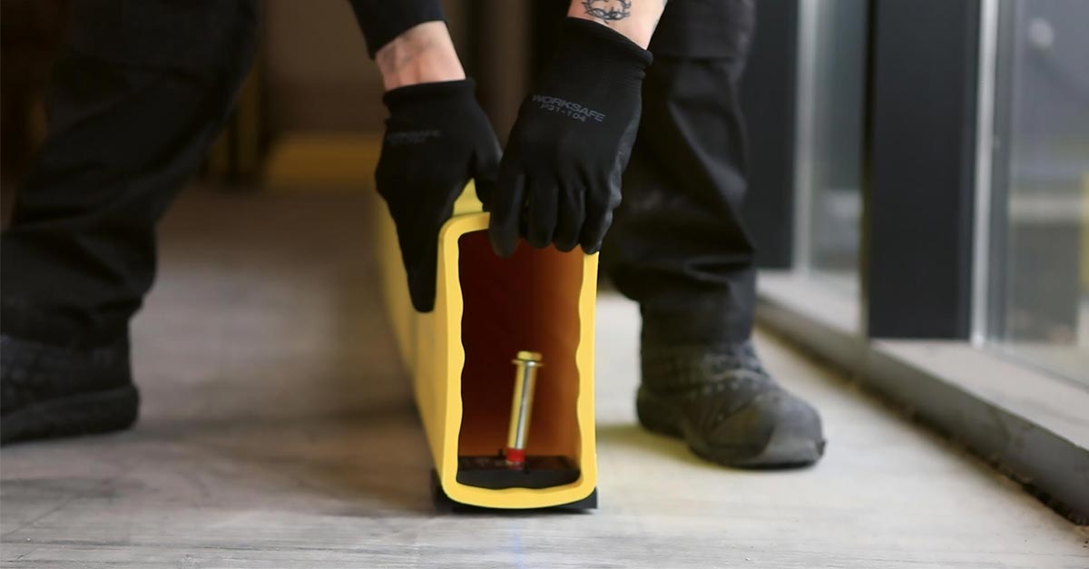 Barriera indipendente a pavimento  